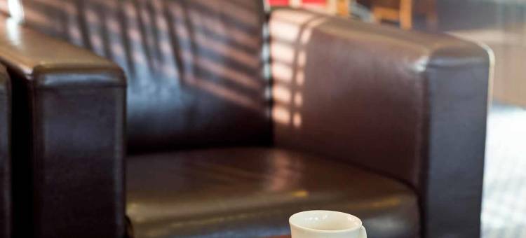 宜必思加的夫门酒店 - 国际商业园店(Ibis Cardiff Gate - International Business Park)图片