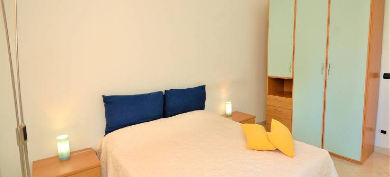 Villa in Valderice with Pool and Garden图片