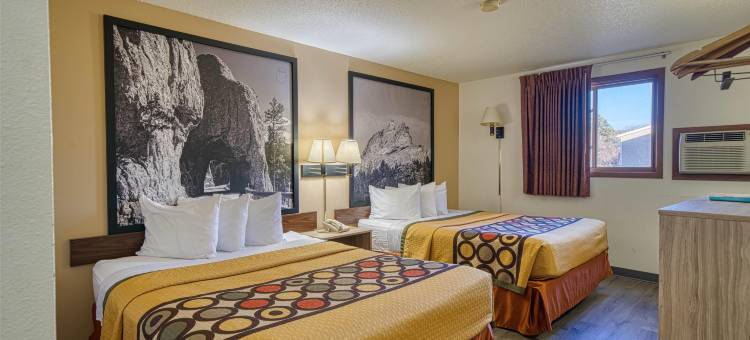 温泉城温德姆速8酒店(Super 8 by Wyndham Hot Springs)图片