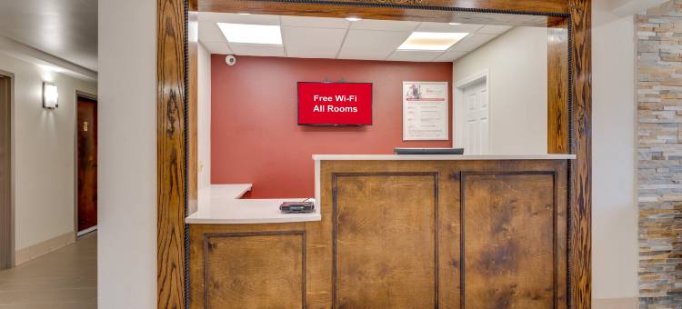 红屋顶酒店及套房纽波特 – 米德尔敦，罗德岛(Red Roof Inn & Suites Newport -Middletown, RI)图片