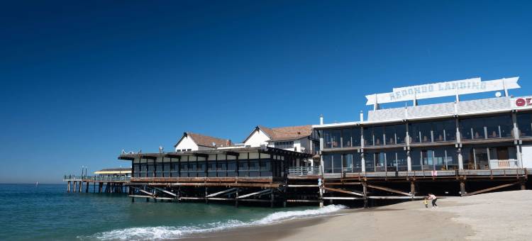 雷东多比奇海滩华美达酒店(Ramada Limited Redondo Beach)图片