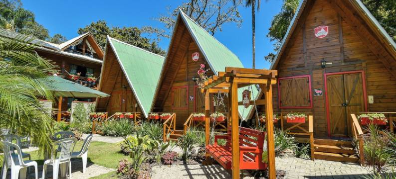 瑞士小屋龙宝宾纳斯(Pousada Chalé Suiço Bombinhas)图片