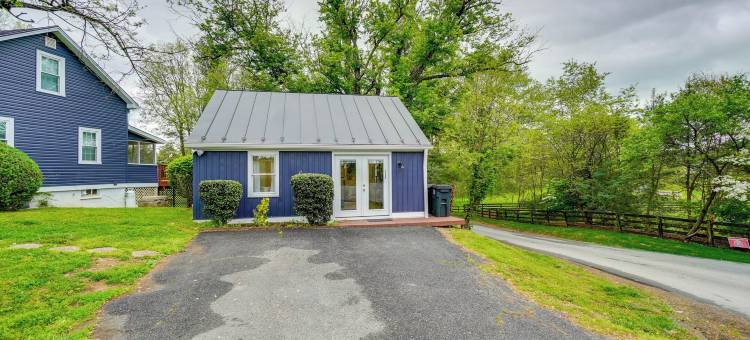 远足、品酒和探索：迷人的沃特福德小屋！(Hike, Sip and Explore Charming Waterford Cottage!)图片