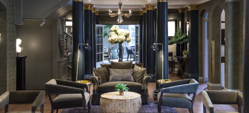 法恩罕布什酒店(Bush Hotel Farnham)图片