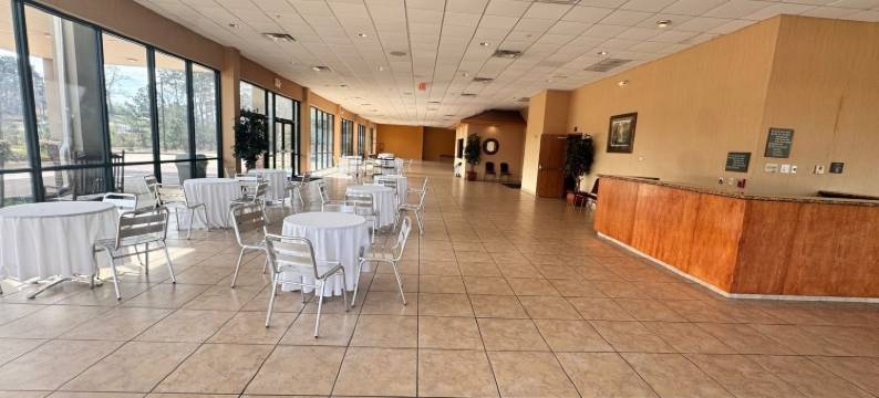 Hotel Pineville & Conference Center Alexandria I-49图片