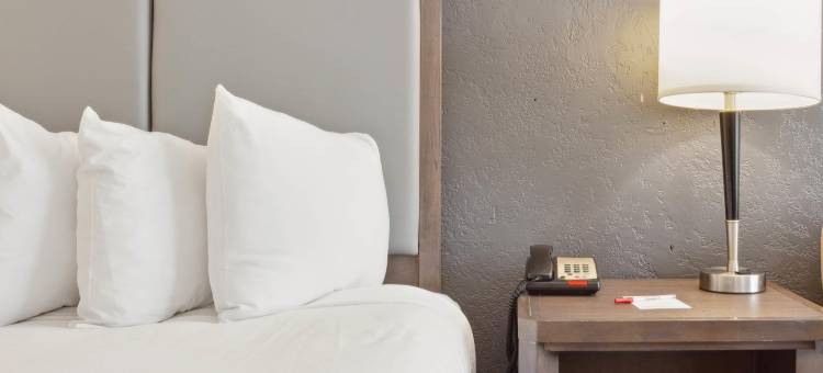 霍马华美达酒店(Ramada by Wyndham Houma)图片