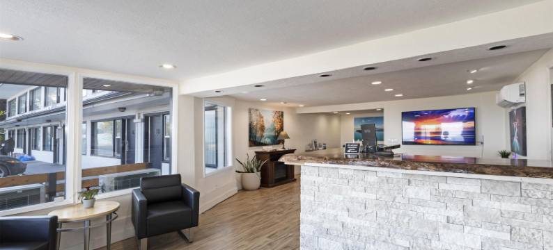 波尔森美国优质旅店汽车旅馆(Americas Best Value Port Polson Inn)图片