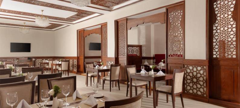 让斯温德姆华美达广场酒店(Ramada Plaza by Wyndham Gence)图片