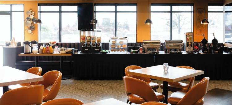 萨里-兰利华美达酒店(Ramada by Wyndham Surrey/Langley)图片