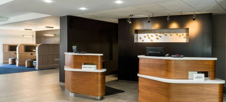 纳透马斯萨克拉门托机场万怡酒店(Courtyard Sacramento Airport Natomas)图片