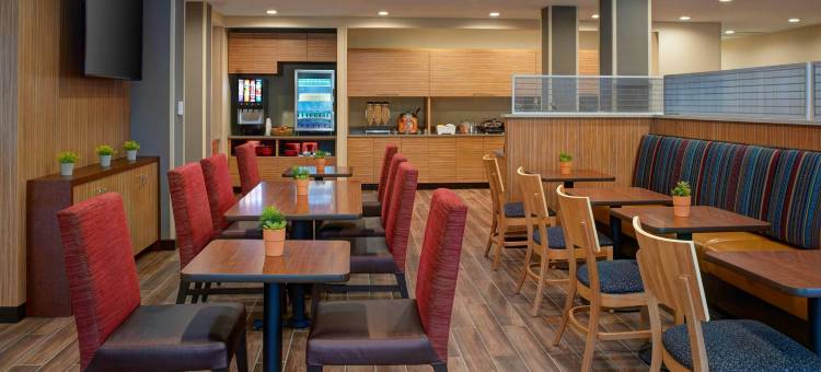 大急流城机场万豪TownePlace套房酒店(TownePlace Suites Grand Rapids Airport)图片