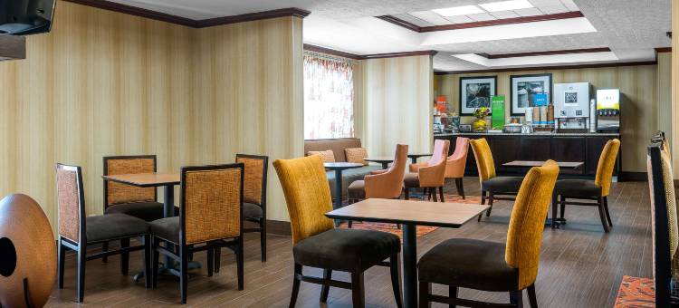 帕克/矿泉井城欢朋酒店(Hampton Inn Parkersburg-Mineral Wells)图片