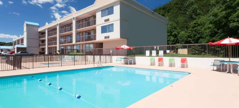 塞勒姆温德姆豪生酒店及会议中心(Howard Johnson by Wyndham Salem Hotel & Conference Center)图片