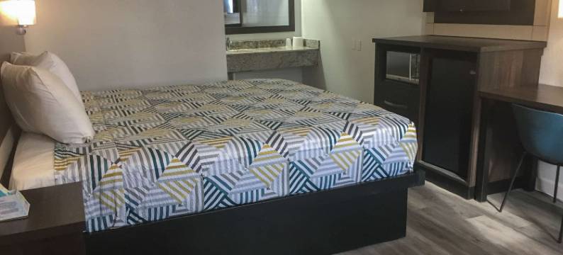 明尼苏达州伯恩斯维尔 6 号汽车旅馆(Motel 6 Burnsville, MN)图片