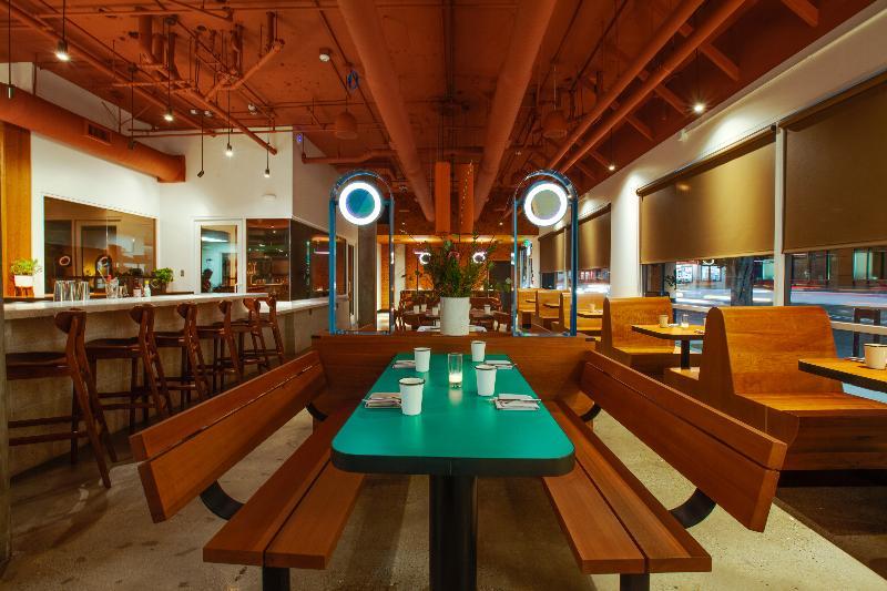 Gateway Hotel Santa Monica Over view