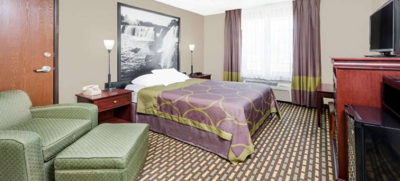 玻利瓦尔速8酒店(Super 8 by Wyndham Bolivar)图片