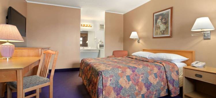 穆斯乔Travelodge by Wyndham(Travelodge by Wyndham Moose Jaw)图片