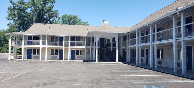 Travelodge by Wyndham Traverse City MI图片