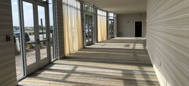 Holiday Inn 斯泰茨伯勒的大学区(Holiday Inn STATESBORO-UNIVERSITY AREA by IHG)图片