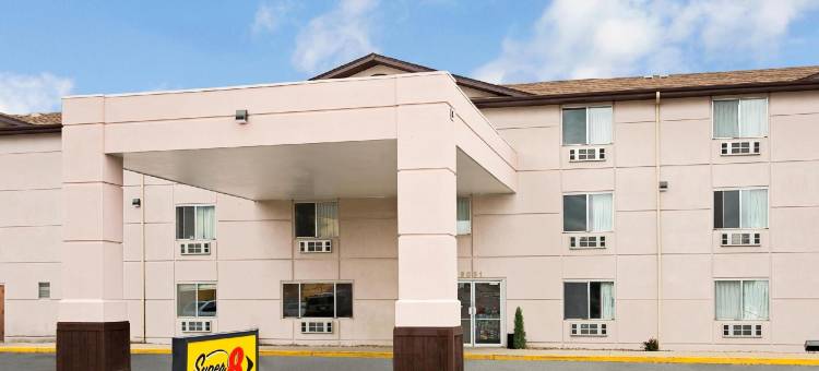 亨德森东北丹佛速8酒店(Super 8 by Wyndham Henderson North East Denver)图片