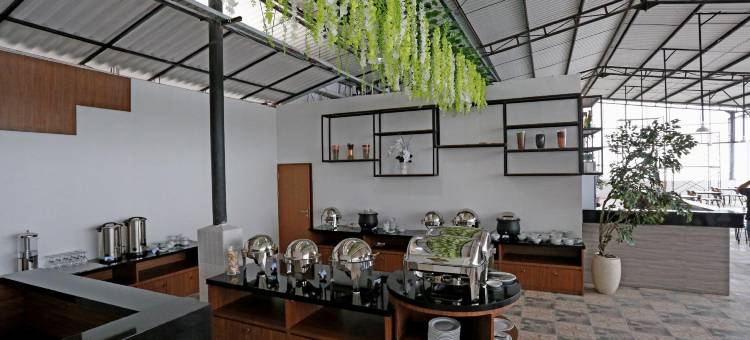 布罗莫乐仁酒店(Lereng Bromo Hotel)图片