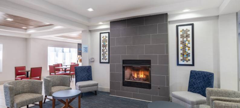 Holiday Inn Express 燃气市(Holiday Inn Express GAS CITY by IHG)图片