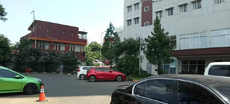 Pinewood Apartment by HN图片