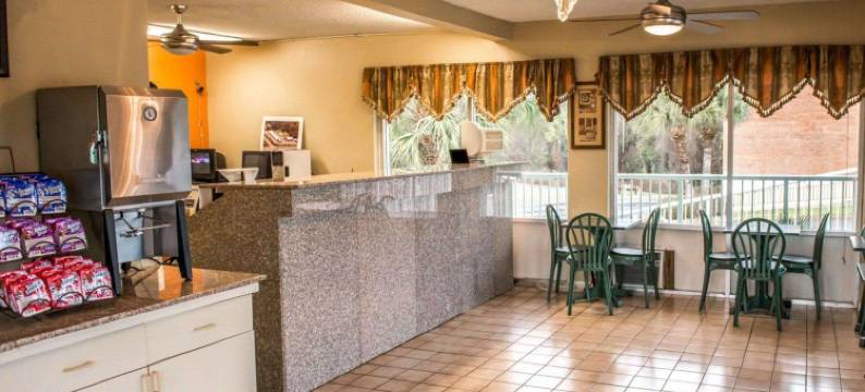 湖城北伊克诺旅馆(Econo Lodge Lake City-North)图片