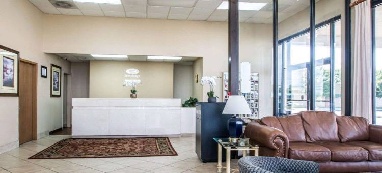 斯普林菲尔德I-44伊克诺旅馆(Econo Lodge Springfield I-44)图片