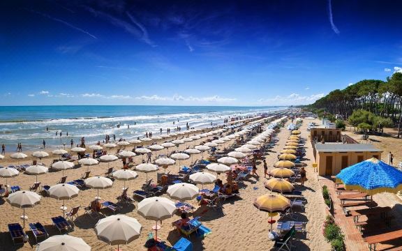 Mare Blu Resort Hotel Overview