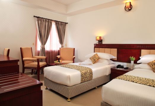 NM Royale CountyHotel Overview