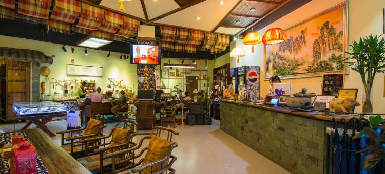 八戒人文客栈(张家界大庸府城店)图片