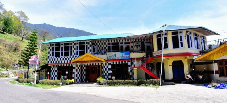 OYO 35518 跋涉巢穴酒店(OYO 35518 Hotel Trekkers Nest)图片