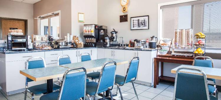 金德斯利速8酒店(Super 8 by Wyndham Kindersley)图片