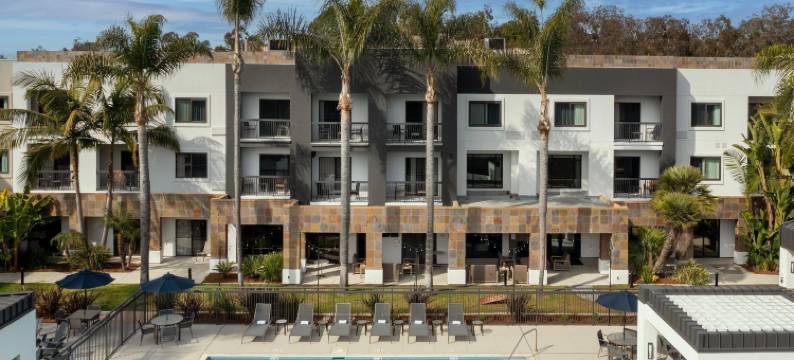 圣迭戈卡尔斯巴德万怡酒店(Courtyard San Diego Carlsbad)图片