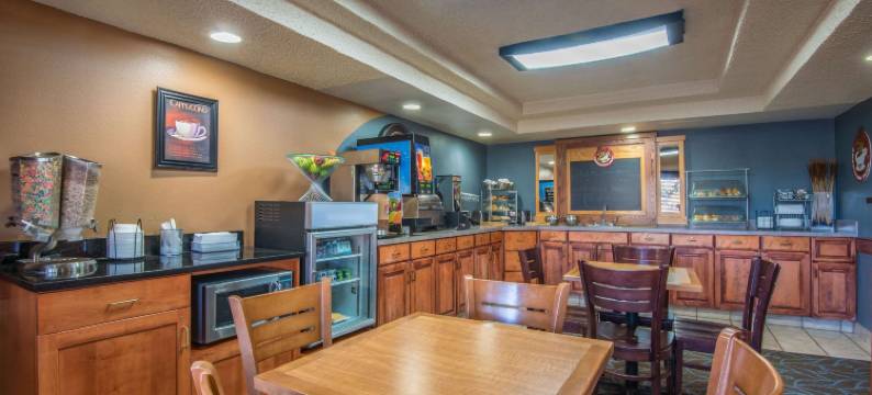 温莎堡科林斯温德姆美吟温德姆酒店(AmericInn by Wyndham Windsor Ft. Collins)图片