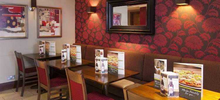 盖特威克克劳利城西普里米尔酒店(Premier Inn Gatwick Crawley Town West)图片