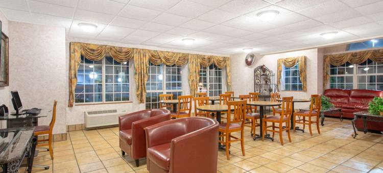 Microtel Inn & Suites by Wyndham Charlotte/Northlake图片