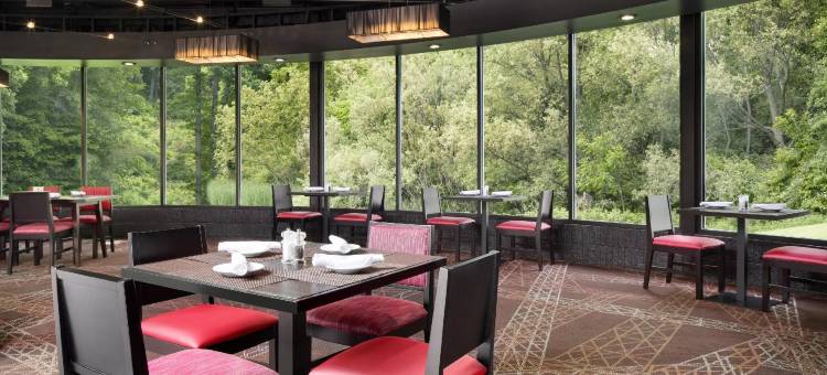 比弗福尔斯温德姆华美达酒店(Ramada by Wyndham Beaver Falls)图片