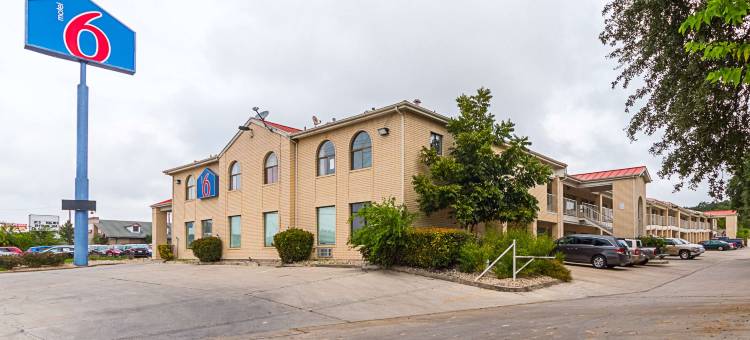 圣安东尼奥6号汽车旅馆 - 嘉年华步道(Motel 6 San Antonio, TX - Fiesta Trails)图片