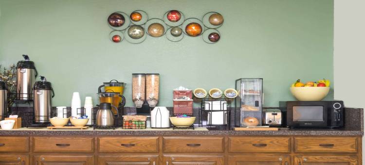 斯莱顿骑士酒店(Knights Inn Slaton)图片