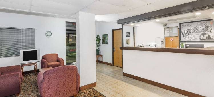 帕诺滩速8酒店(Super 8 by Wyndham Pompano Beach)图片