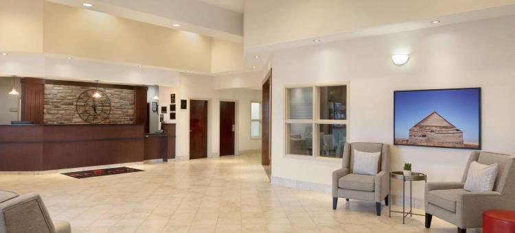 德雷顿谷华美达酒店(Ramada by Wyndham Drayton Valley)图片