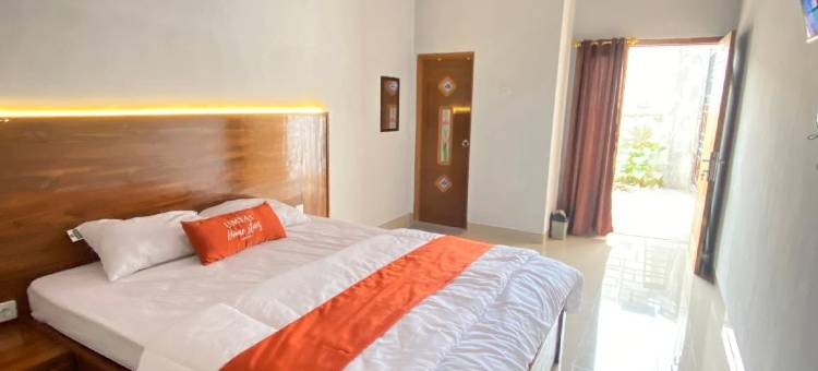 RedDoorz Plus Syariah at Umyas Hotel Near Terminal Anjuk Ladang Nganjuk图片