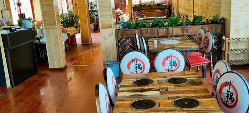 雪山阁客栈(东环线1号分店)图片