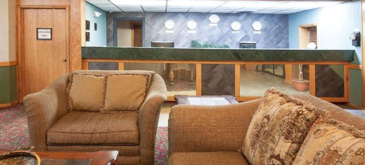 克林顿戴斯酒店(Days Inn by Wyndham Clinton)图片