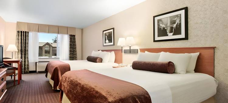 瀑布贝斯特韦斯特优质套房酒店(Best Western Plus Cascade Inn  Suites)图片