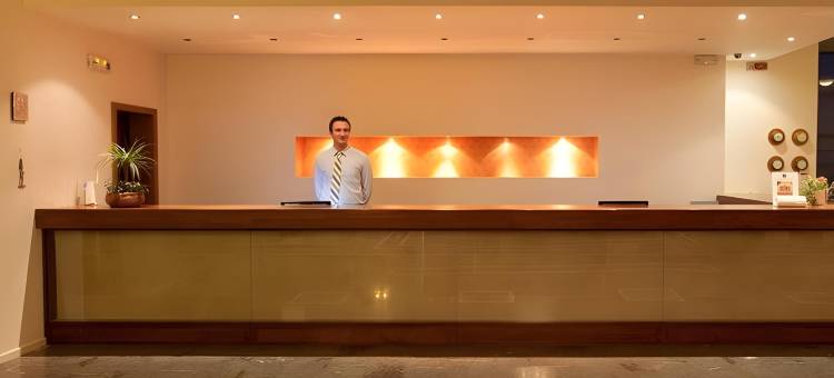 贝拉海滩酒店(Bella Beach Hotel)图片