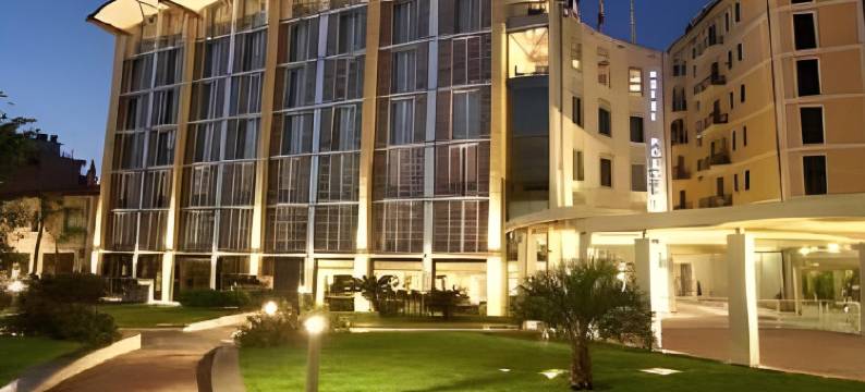 民宿酒店因佩里亚罗西尼剧院(B&B HOTEL Imperia Rossini al Teatro)图片