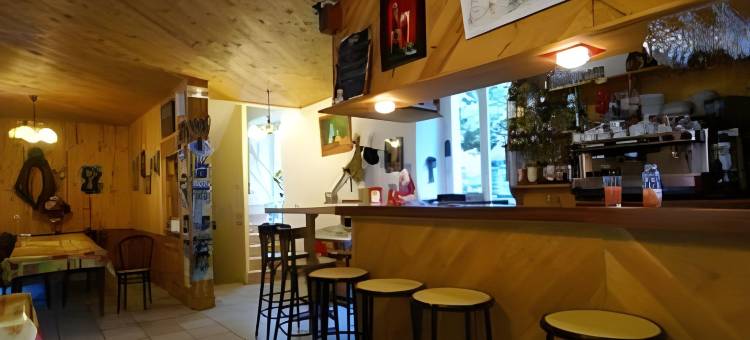 拉凯文纳酒店(Auberge la Caverne)图片
